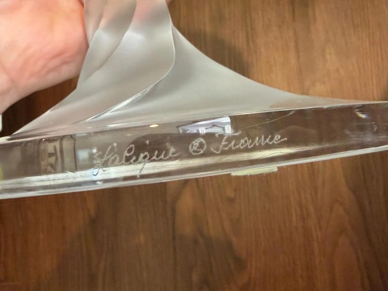 LALIQUE FRANCE FROSTED CRYSTAL ART GLASS SCULPTURE~SIGNED~(13"H & 7.5"Dia) - 18