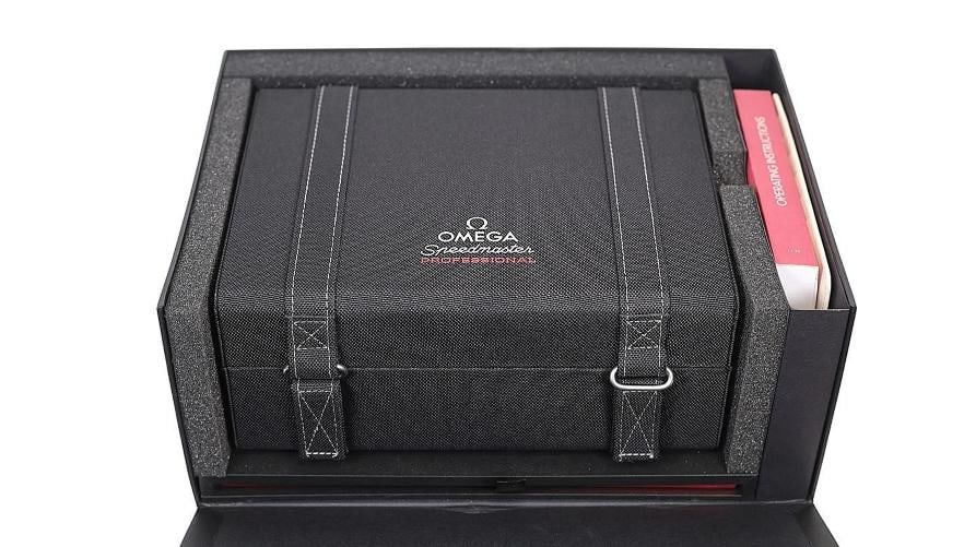 2025 CARD OMEGA SPEEDMASTER MOONWATCH WHITE DIAL 310.30.42.50.04.001 B&P WATCH - 12