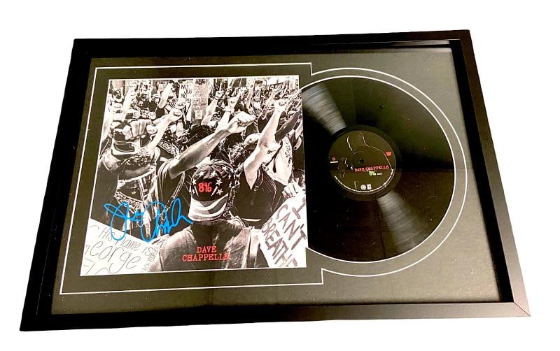 DAVE CHAPPELLE SIGNED FRAMED AUTOGRAPH 846 ALBUM VINYL LP BECKETT BAS (1 of 1)