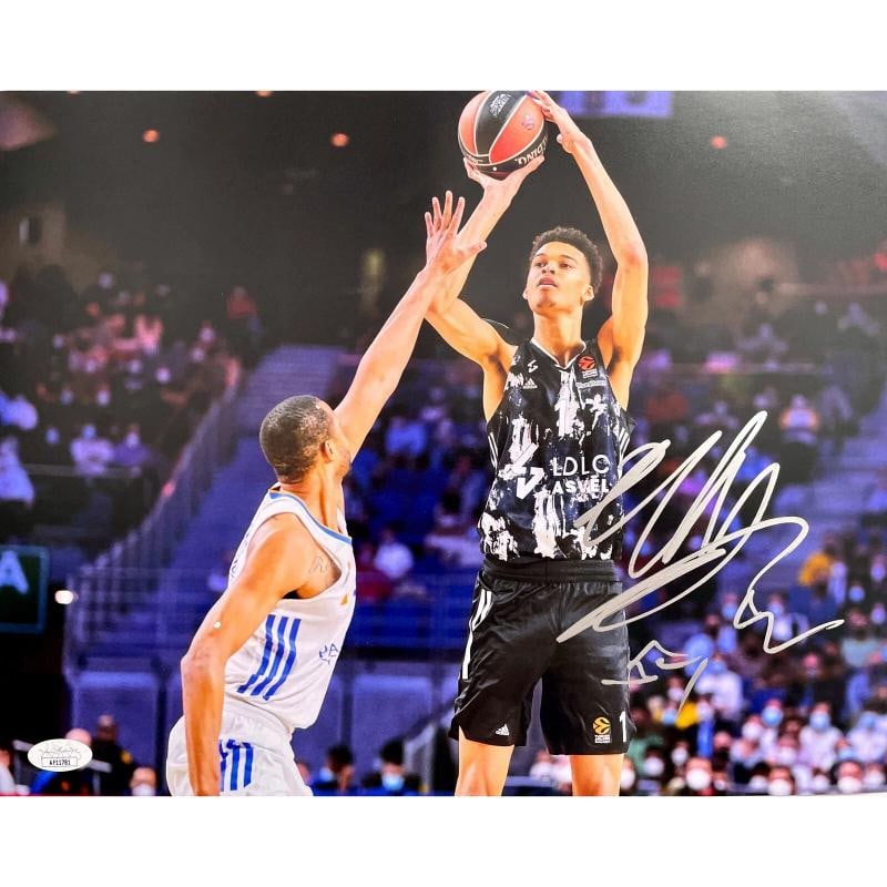 Victor Wembanyama Autographed 11x14 Photo JSA COA Signed San Antonio Spurs: Country of Origin: France,Signed: Yes,Sport: Basketball-NBA,Player: Victor Wembanyama,Original/Reprint: Original,Autograph Authentication: James Spence Authentication (JSA),Product: Photo,Team: