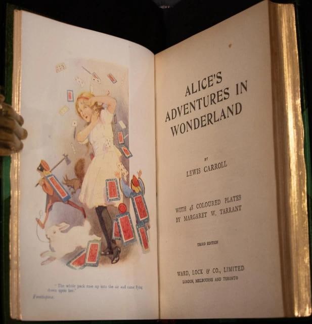 Lewis Carroll / Alice's Adventures in Wonderland 1920 3rd Edition - 8