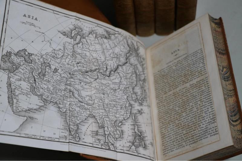 James Bell / A System of Geography 1832 - 18