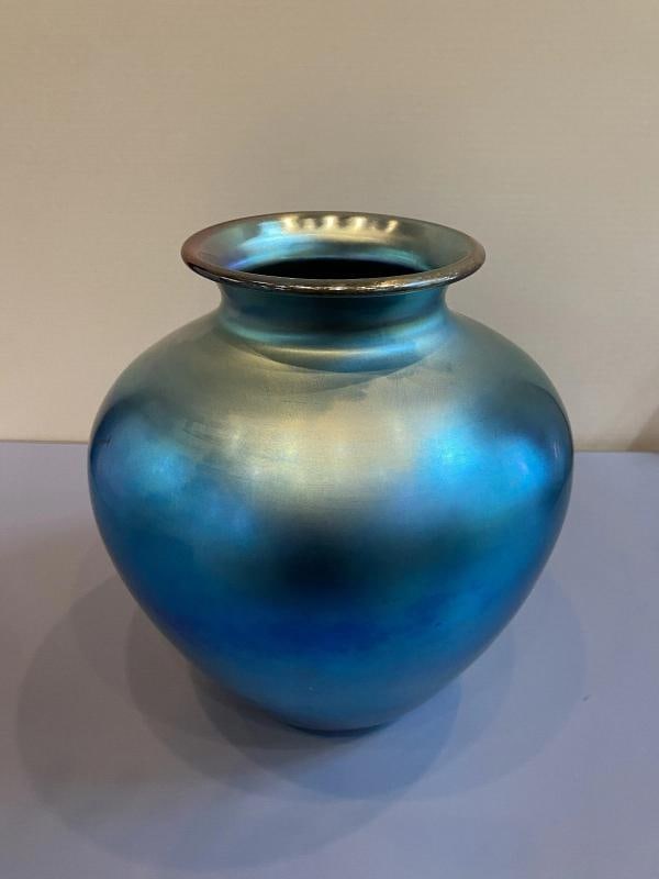 Steuben Art Glass Vase~(11.5" Tall) - 4
