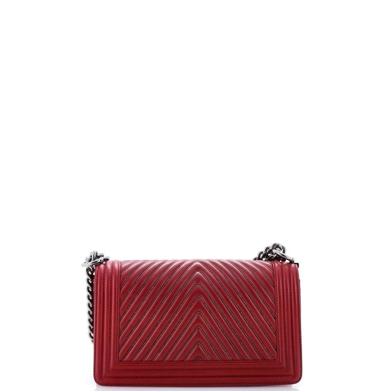 Chanel Boy Flap Bag Chevron Calfskin with Micro Chain Detail Old Medium - 3