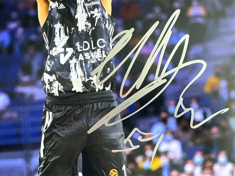 Victor Wembanyama Autographed 11x14 Photo JSA COA Signed San Antonio Spurs - 2