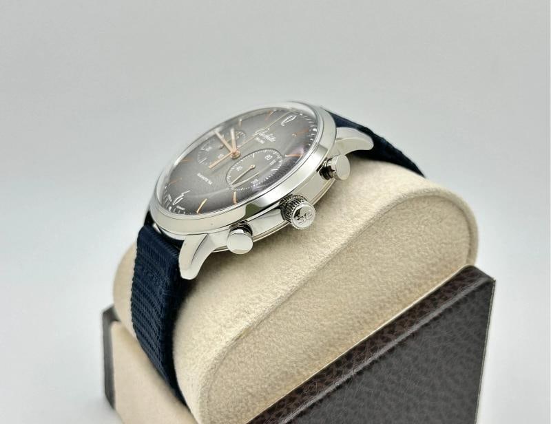 2025 Glashutte Original Sixties Chronograph 1-39-34-06-22-04 Steel Box Papers - 4