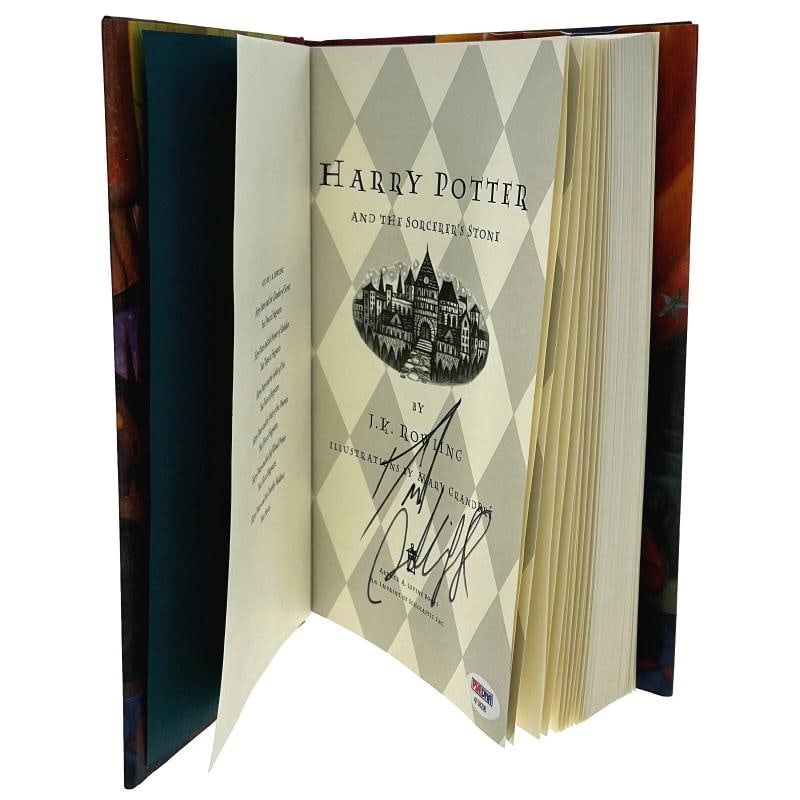 Daniel Radcliffe Signed Harry Potter SorcererÃ¢â‚¬â„¢s Sto: Industry: Movies,Movie: Harry Potter,Signed by: Daniel Radcliffe,Signed: Yes,Autograph Authentication: Professional Sports (PSA/DNA),Object Type: Cards & Paper,Original/Reproduction: Original,Country 