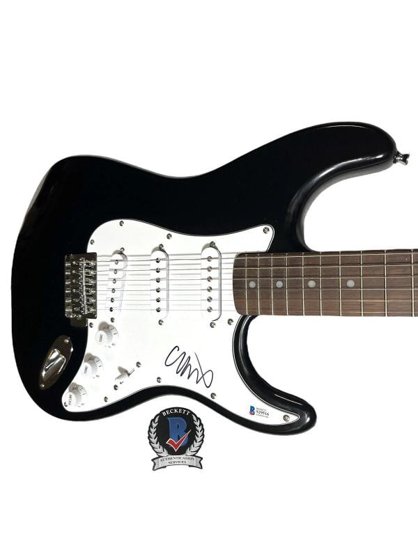 CHRIS MARTIN SIGNED AUTOGRAPH FENDER STRATOCASTER FULL SIZE GUITAR BAS COLDPLAY: Industry: Music,Signed: Yes,Autograph Authentication: Beckett,Original/Reproduction: Original,Country of Origin: United States