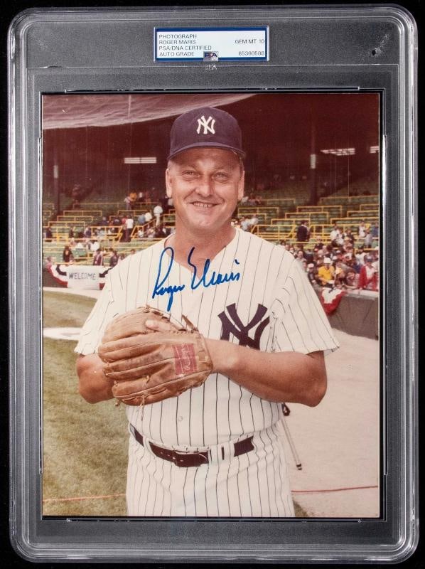 Roger Maris Signed Autographed 8x10 Photo PSA DNA Graded 10 GEM MINT: Sport: Baseball,Player: Roger Maris,Signed: Yes,Original/Reprint: Original,Autograph Authentication: Professional Sports Authenticator (PSA),Product: Photo,Team: New York Yankees,Country of Origin: Un
