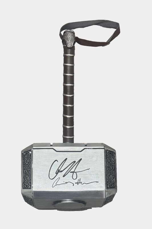 Anthony Hopkins Chris Hemsworth Thor 17" Signed Hammer Beckett Witnessed 3.5LBS: Industry: Movies,Movie: Thor Love & Thunder,Signed by: Anthony Hopkins & Chris Hemsworth,Signed: Yes,Autograph Authentication: Beckett,Original/Reproduction: Original,Country of Origin: United States