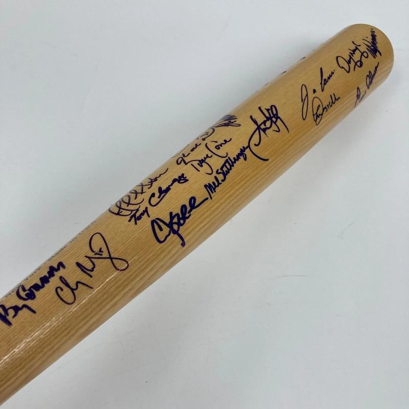 2000 NY Yankees WS Champs Team Signed Bat Derek Jeter Mariano Rivera JSA COA - 10