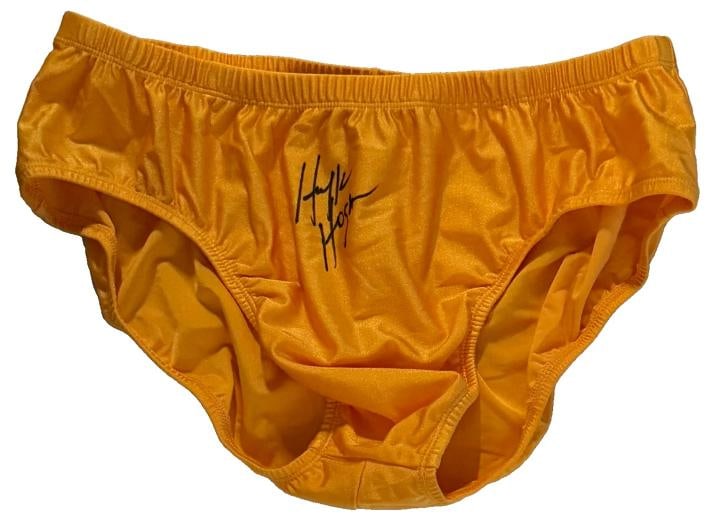 Hulk Hogan Signed WWE Yellow Trunks BAS Beckett Witnessed - 3