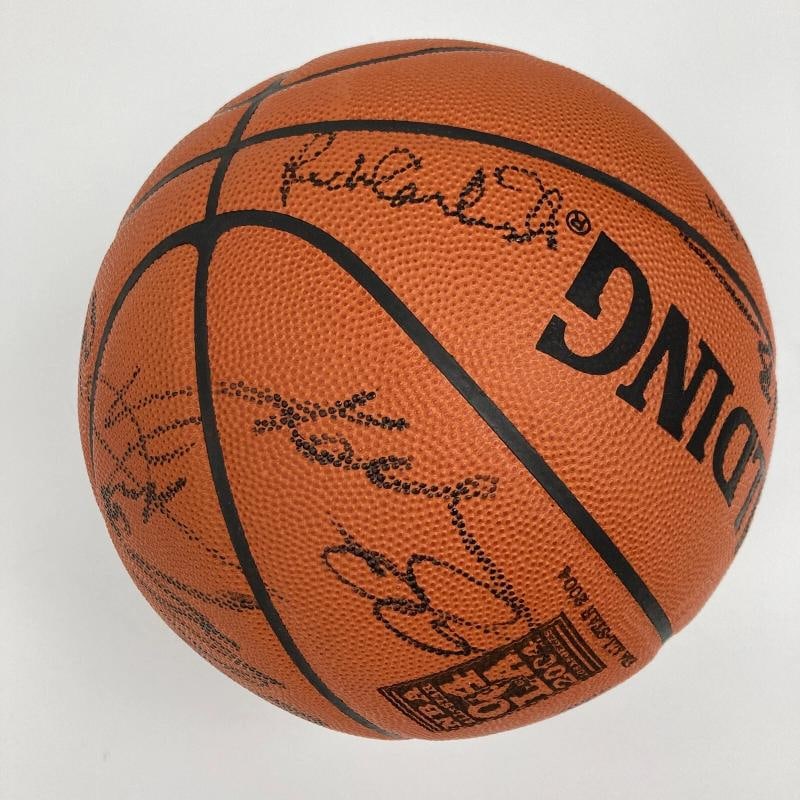 Kobe Bryant Shaq Tim Duncan 2004 All Star Game Team Signed Basketball JSA COA - 19