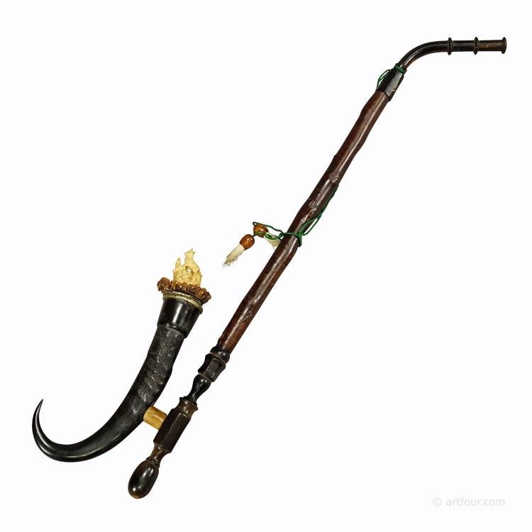 Antique Black Forest Tobacco Pipe with Chamois Horn and Figurine: width: 1.18 inches lenght: 19.29 inches depth: 4.33 inches . Condition: Used,Country/Region of Origin: europe,Original/Reproduction: original