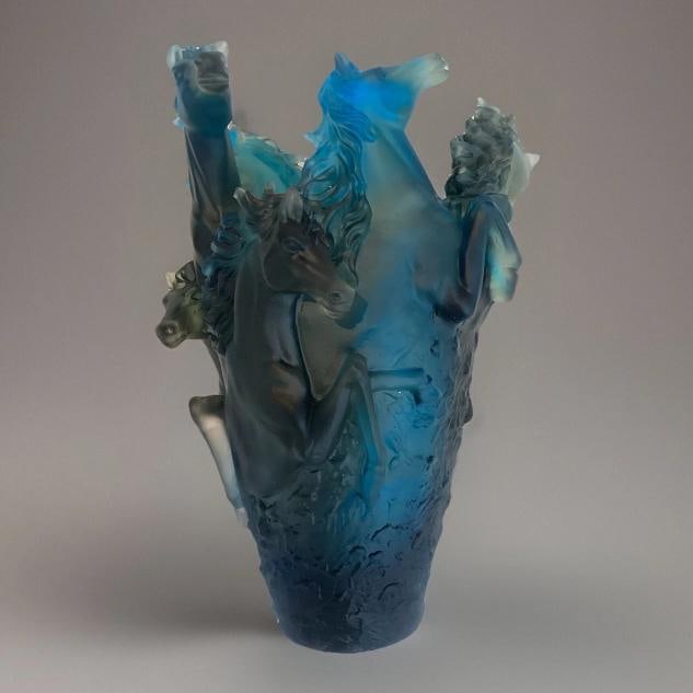 Nancy Daum Style Horse Vase Multi Color H 9Ã¢â‚¬Â Heavy Art Gla: Condition: Used: An item that has been used previously. The item may have some signs of cosmetic wear, but is fully operational and functions as intended. This item may be a floor model or store retur