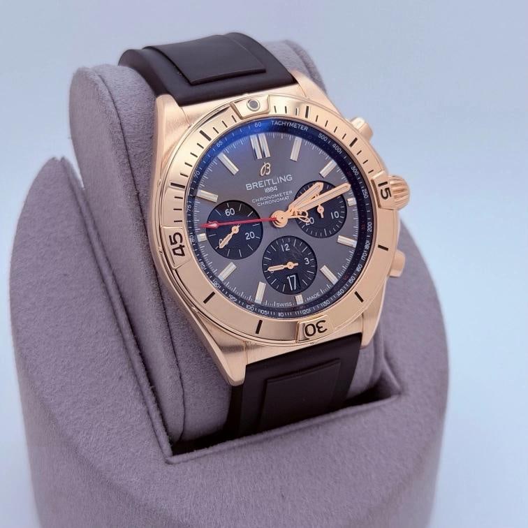 Breitling Chronomat B01 RB0134 42mm Anthracite Dial 18k Rose Gold Rubber Strap: Condition: Pre-owned - Excellent,Bezel Color: Gold, Rose Gold,Movement: Mechanical (Automatic),Seller Warranty: Yes,Reference Number: RB0134,Band/Strap: Two-Piece Strap,Brand: Breitling,Case Color: Ro