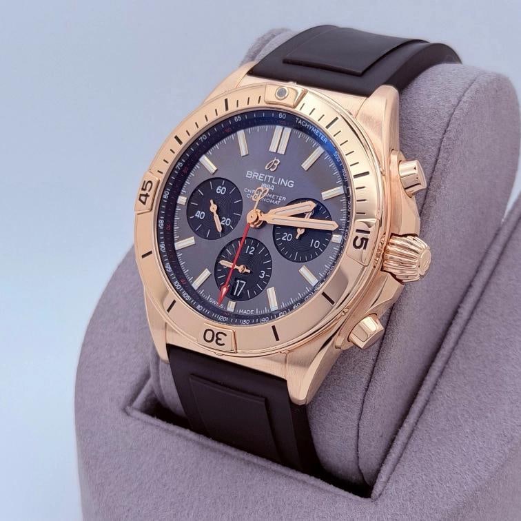 Breitling Chronomat B01 RB0134 42mm Anthracite Dial 18k Rose Gold Rubber Strap - 3