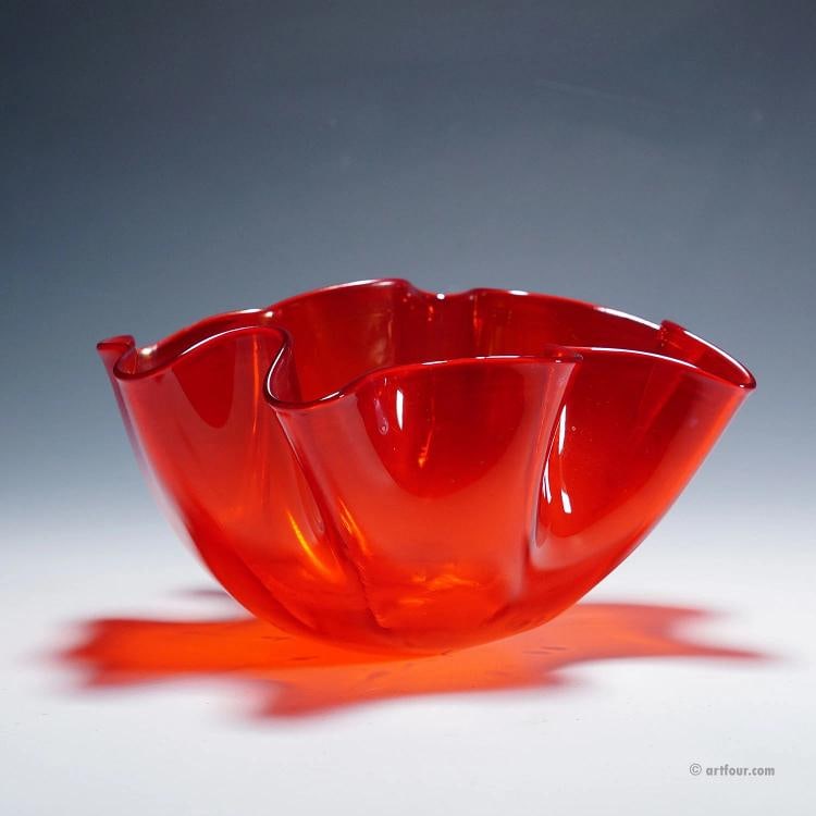 Venini Vase 'Fazzoletto' in red, Venice Murano 1950s: Condition: Used,Brand: ArtGlass,Type: Vase,Country of Origin: Italy A vintage fazzoletto (handkerchief) vase in transparent red glass. Manufactured ca. 1950s by Venini, Venice after a design of Fulvio