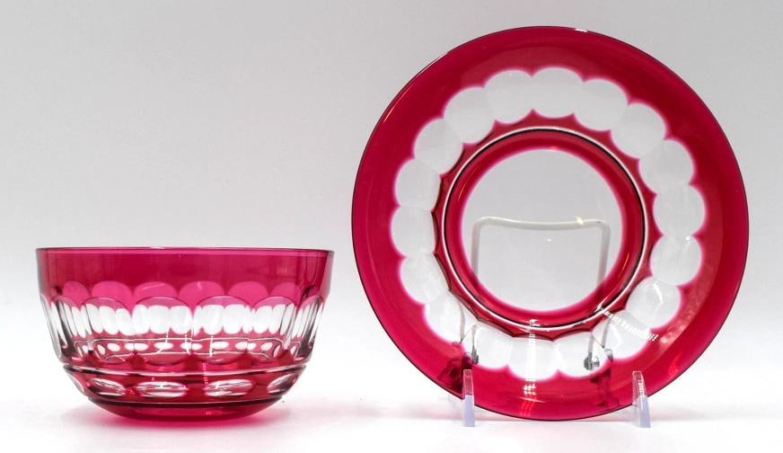 Rare Set of 11 Val Saint Lambert Cranberry Cut to Clear Bowl & Underplates - 2