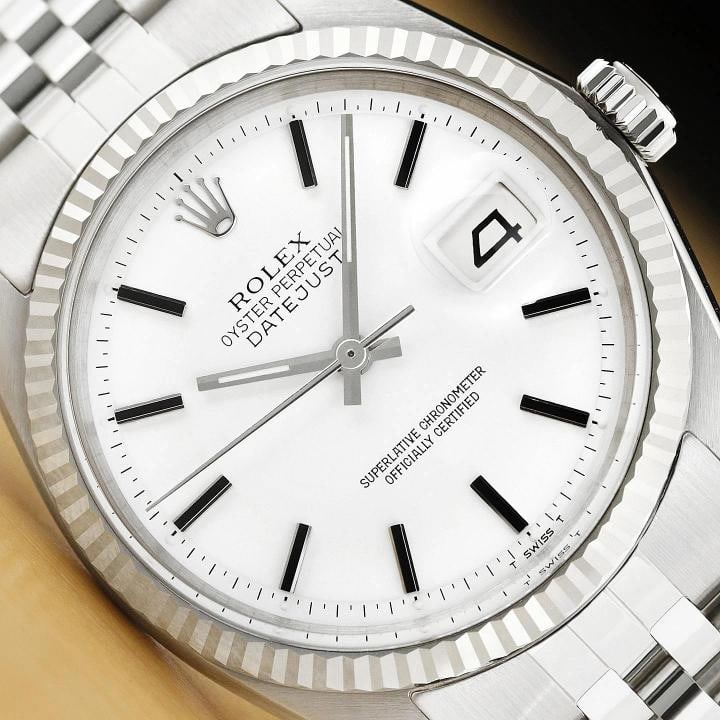 ROLEX MENS DATEJUST WHITE DIAL 18K GOLD STEEL WATCH w/ JUBILEE BRACELET: Condition: Pre-owned - Excellent,Bezel Color: Silver,Max Wrist Size: 7.26-7.5 in,Number of Jewels: 26 Jewels,Indices: Stick Indexes, 12-Hour Dial,Bezel: Rolex 18K White Gold Fluted Bezel,Band/Strap: B
