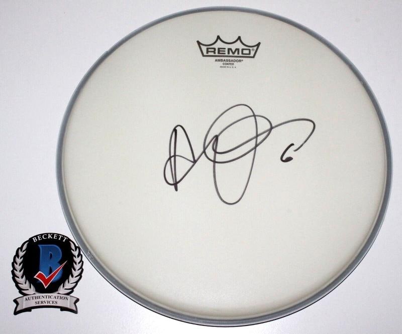 DRAKE AUBREY GRAHAM SIGNED AUTHENTIC REMO DRUMHEAD RAP LEGEND BECKETT BAS COA: Industry: Music,Autograph Authentication: Beckett,Original/Reproduction: Original,Country of Origin: United States