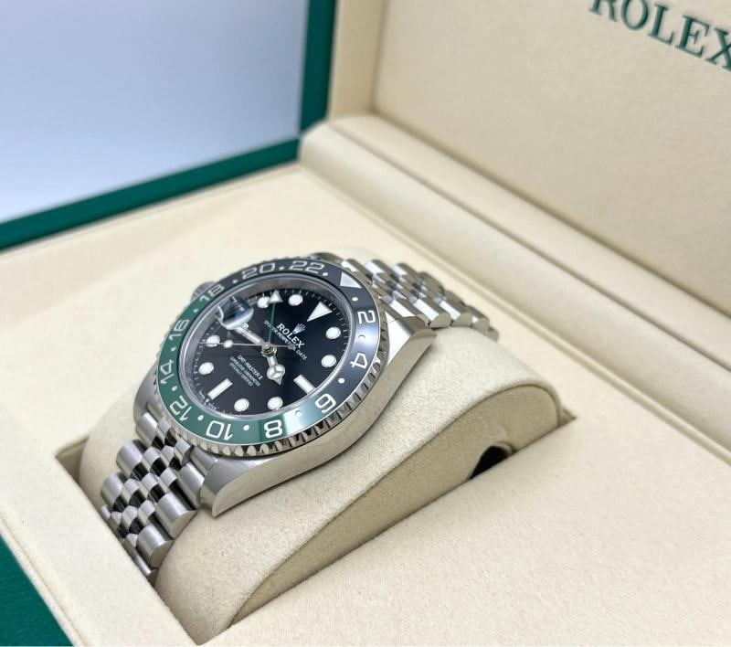 2025 Rolex GMT Master II Sprite 126720VTNR Black and Green Bezel Steel Box Paper - 4