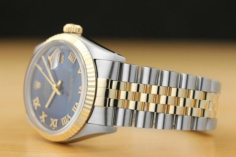 ROLEX MENS DATEJUST 16013 TWO-TONE BLUE ROMAN DIAL QUICKSET WATCH w/ ROLEX BAND - 4