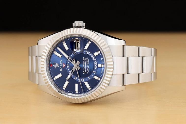 2023 CARD ROLEX MENS BLUE SKY-DWELLER 326934 42MM 18K GOLD BEZEL OYSTER WATCH - 2