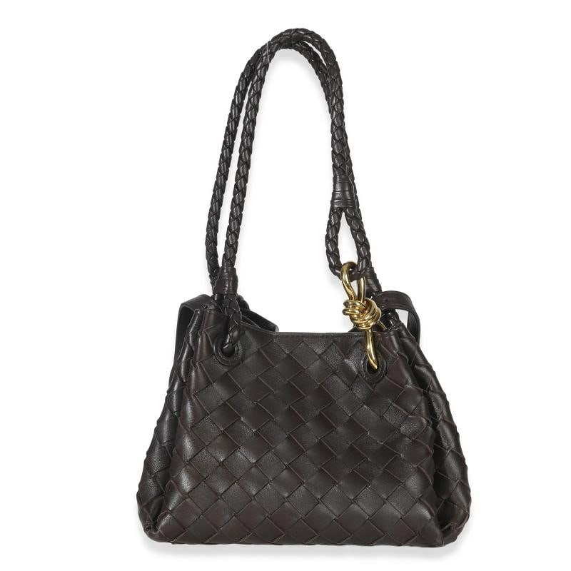 Bottega Veneta Fondant Nappa Intrecciato Small Parachute Bag: Condition: Pre-owned - Good,Country of Origin: Italy,Dimensions: 8.5 x 6 x 6.5,Handbag Accessories: Dustbag;Care Booklet;Removable Straps,Bag Width: 8.5 in,Bag Depth: 6.5 in,Bag Height: 6 in,Departmen