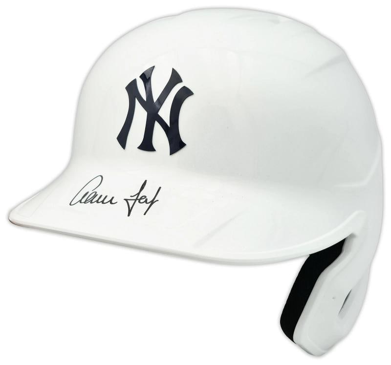 Aaron Judge Auto Yankees White Mach Pro Replica Batting Helmet Fanatics MLB Holo: Player: Aaron Judge,Team: New York Yankees,Sport: Baseball-MLB,Product: Helmet,Signed: Yes,Autograph Authentication: Fanatics Authentic,Original/Reprint: Original,Country of Origin: United States