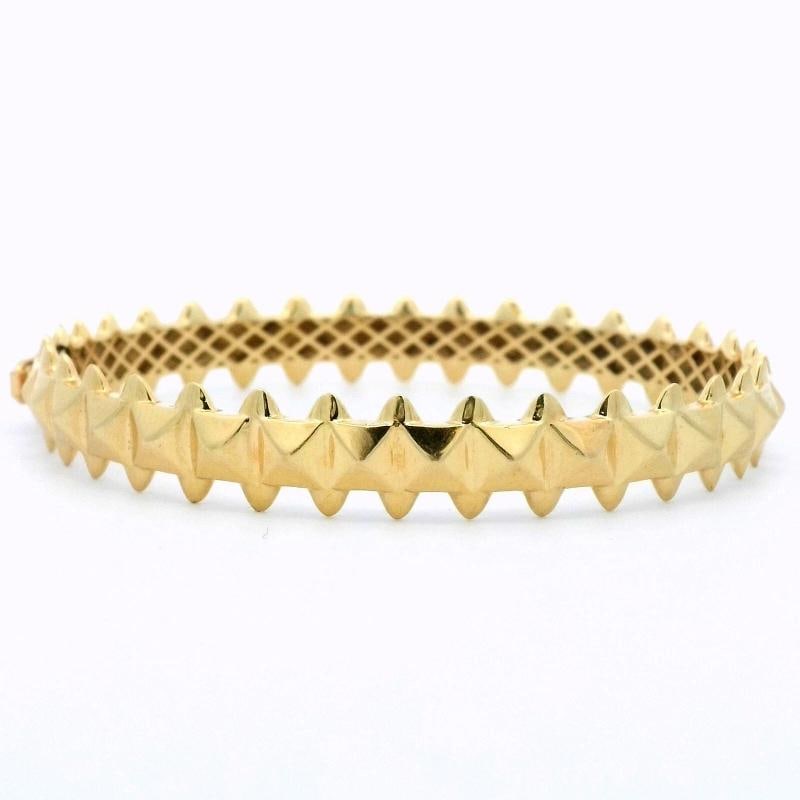 Bangle Bracelet In 14k Yellow Gold: Condition: Pre-owned - Good,Brand: Unbranded,Type: Bracelet,Metal Purity: 14k,Closure: Box,Occasion: Anniversary, Birthday, Christmas, Graduation, Mother's Day, Valentine's Day, Wedding,Color: Yellow,