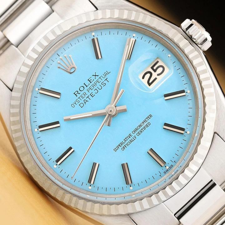 ROLEX MENS DATEJUST 1601 18K WHITE GOLD STAINLESS STEEL AQUA BLUE OYSTER WATCH: Condition: Pre-owned - Excellent,Bezel Color: Silver,Max Wrist Size: 7.26-7.5 in,Number of Jewels: 26 Jewels,Indices: Stick Indexes, 12-Hour Dial,Bezel: Rolex 18K White Gold Fluted Bezel,Band/Strap: B