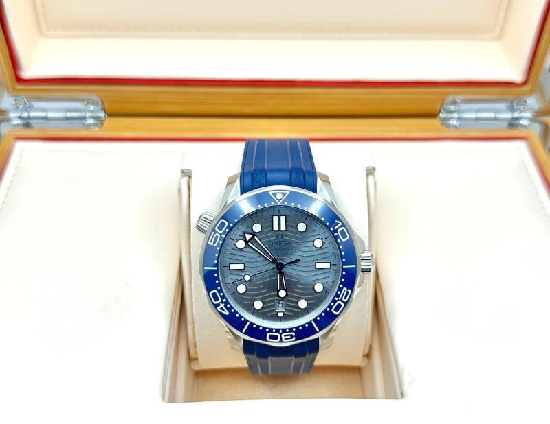OMEGA Seamaster Diver 300M 210.32.42.20.06.001 Blue Ceramic Steel Box Paper - 2
