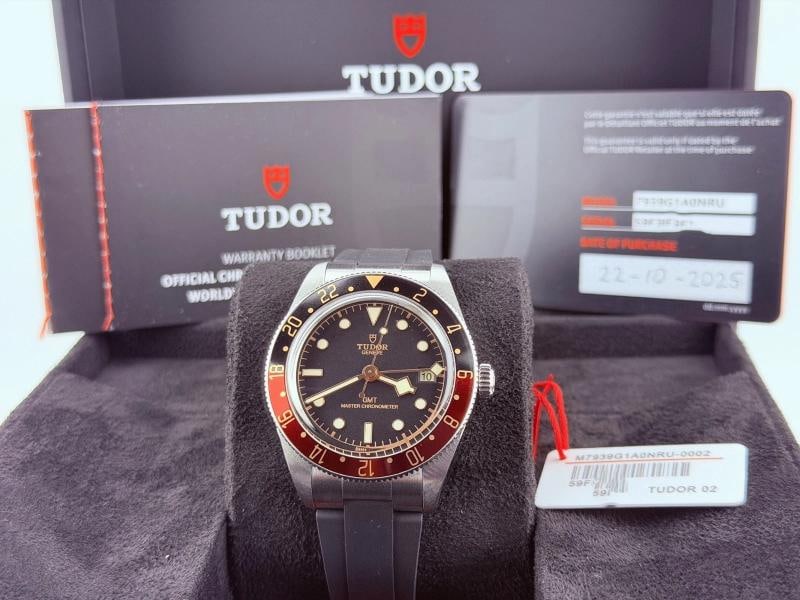 2025 Tudor Black Bay 58 GMT 7939G1A0NRU 39mm Black and Red Bezel Box Papers: Condition: Pre-owned - Excellent,Bezel Color: Black, Red,Movement: Mechanical (Automatic),Year Manufactured: 2025,With Papers: Yes,Band/Strap: Two-Piece Strap,Reference Number: M7939G1A0NRU-0002, M793
