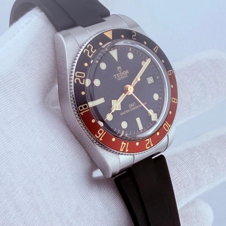 2025 Tudor Black Bay 58 GMT 7939G1A0NRU 39mm Black and Red Bezel Box Papers - 6
