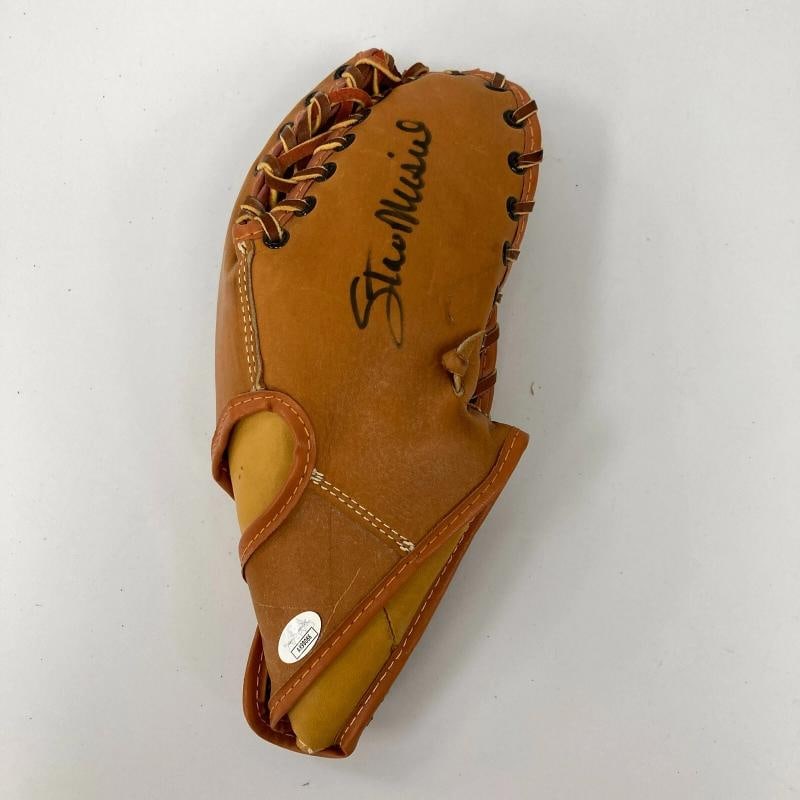 Stan Musial Signed 1940's Wilson Game Model Baseball Glove JSA COA - 2
