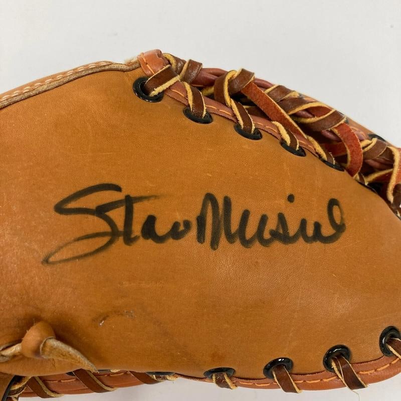 Stan Musial Signed 1940's Wilson Game Model Baseball Glove JSA COA - 4