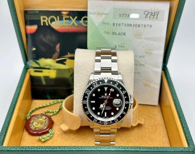 Rolex GMT-Master II 16710 Black Stainless Steel Box Paper 40mm 2003: Condition: Pre-owned - Good,Country of Origin: Switzerland,Bezel Color: Black,Year Manufactured: 2000-2009,Band/Strap: Rolex Oyster,Case Color: Silver,Department: Men,Watch Shape: Round,Style: Casual,