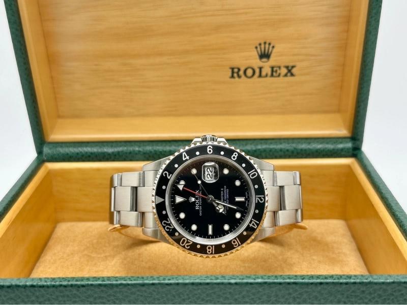 Rolex GMT-Master II 16710 Black Stainless Steel Box Paper 40mm 2003 - 2