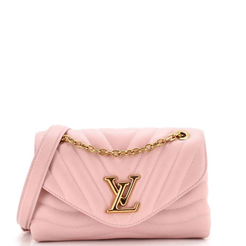 Louis Vuitton New Wave Chain Bag NM Quilted Leather MM: Measurements: Handle Drop 11", Height 6.5", Width 10", Depth 3", Strap Drop 20" . Condition: Pre-owned - Good,Brand: Louis Vuitton,Exterior Material: Leather,Style: Cross Body Bags,Exterior Color: