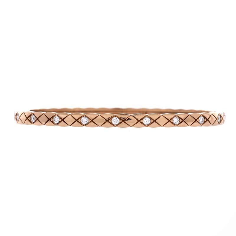 Chanel Coco Crush Bangle Bracelet 18K Beige Gold with Diamonds Mini: Measurements: Circumference: 6 ", Width: 3.80 mm . Condition: Pre-owned - Good,Brand: Chanel,Main Stone: Diamond,Metal: 18K Beige Gold,Metal Purity: 18K,Style: Bangle,Type: Bracelet,Color: Rose