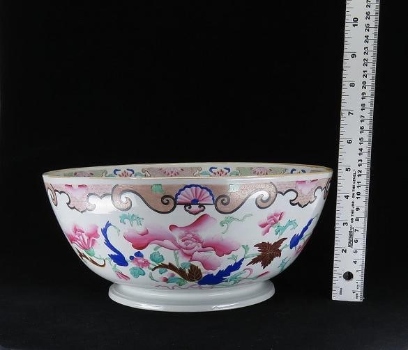 Gorgeous c1800-1850 Chinese Handpainted Floral Porcelain Centerpiece Punch Bowl - 7
