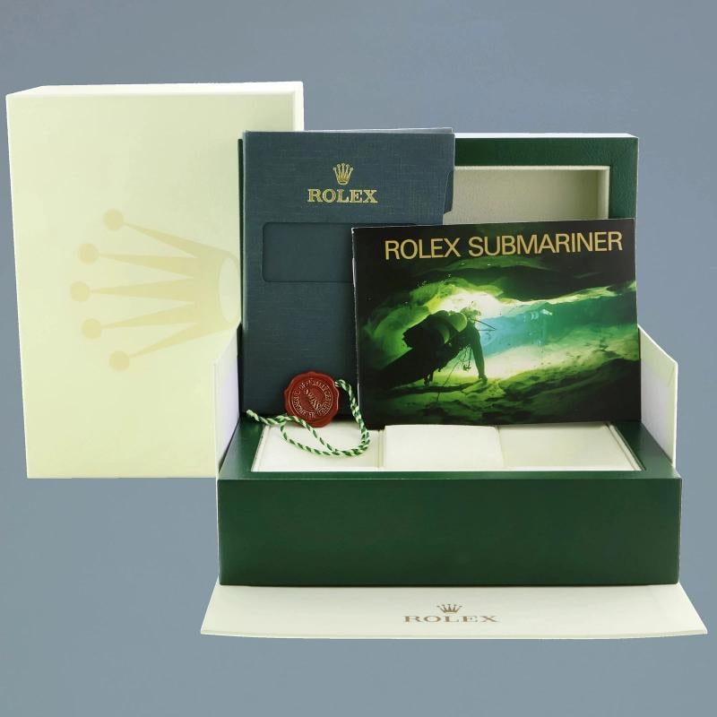 2007 MINT Rolex Kermit Green Anniversary 40mm Submariner 16610LV Watch Box - 7