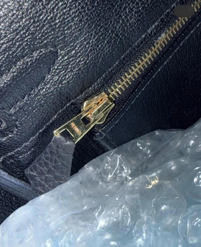 Hermes Birkin 25 Black Togo Leather with Gold Hardware (T Stamp, 2015) - 13