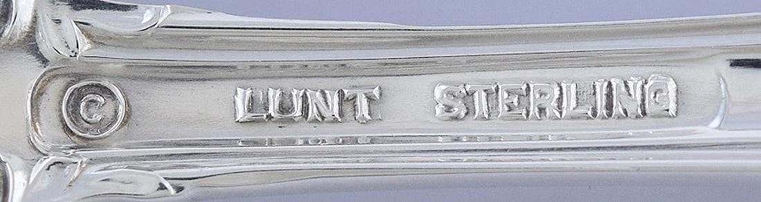 Excellent Lunt 34pc Malvern Flatware Silverware Service Set Crisp No Wear - 4