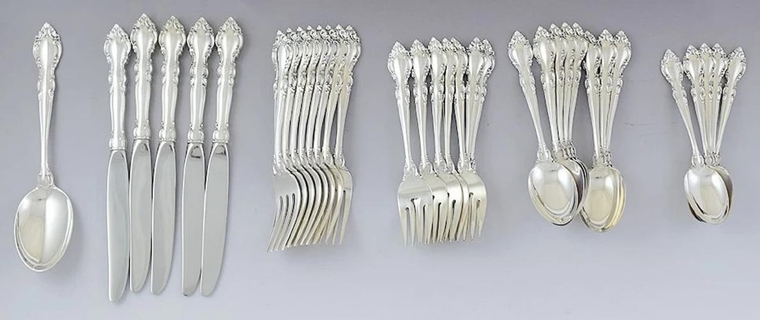 Excellent Lunt 34pc Malvern Flatware Silverware Service Set Crisp No Wear - 5