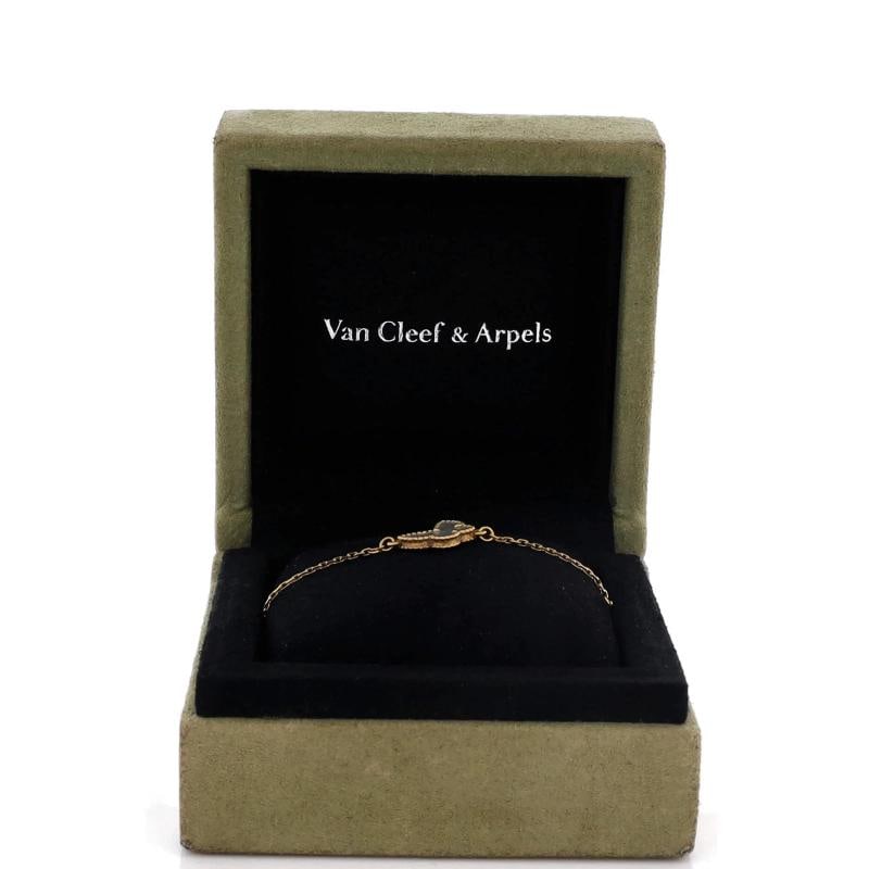 Van Cleef & Arpels Sweet Alhambra Butterfly Bracelet 18K Yellow Gold and Mother - 2