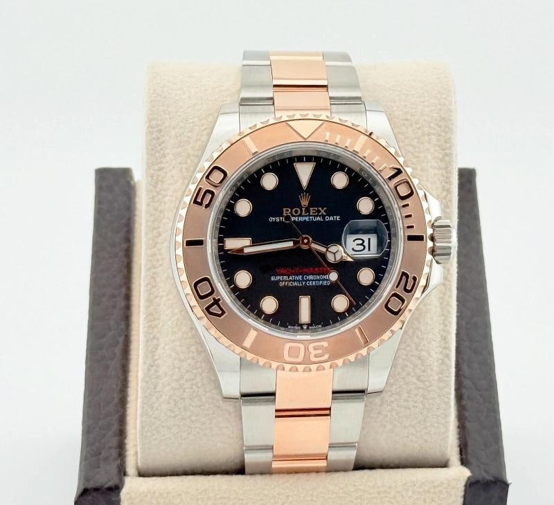 Rolex Yacht Master 126621 40mm Black Dial 18K Rose Gold Steel Box Paper 2020 - 4