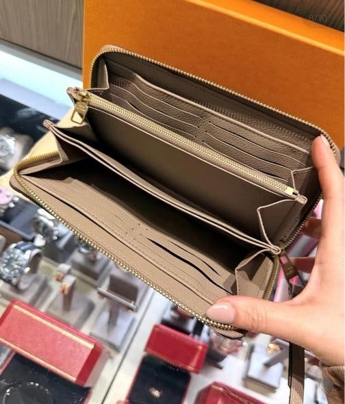 Louis Vuitton Zippy Long Wallet Turtledove Monogram Empreinte (2026) - 8