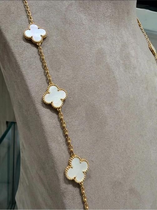 Van Cleef & Arpels Vintage Alhambra 33.5 in Necklace with Pendant 18k YG - 3
